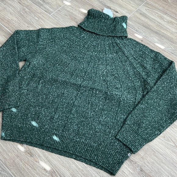 π Roxy Love Last Forever - Turtle Neck Sweater for Women π - Picture 4 of 10